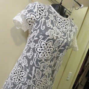 FOREVER 21 WHITE LACY DRESS * New With Tags *  SM